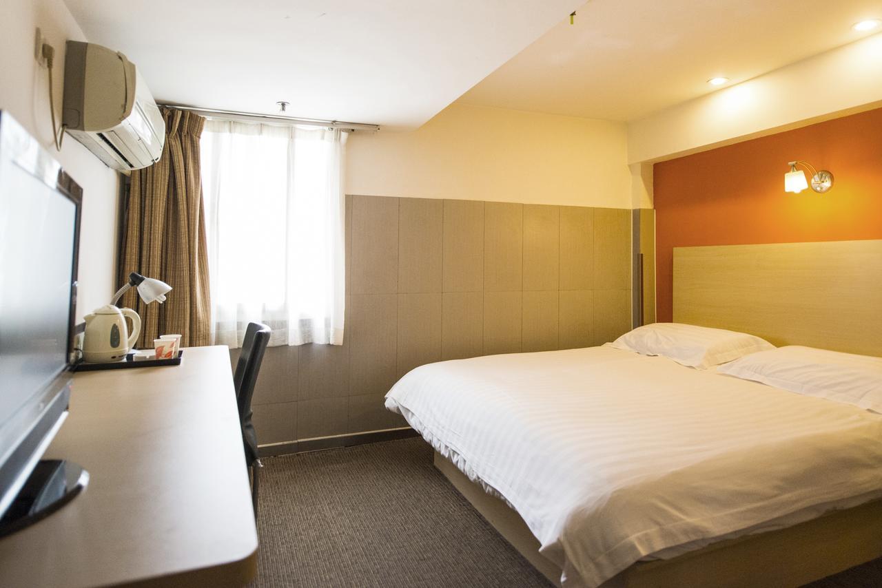 Motel Zhenjiang Jiefang Road Exterior photo