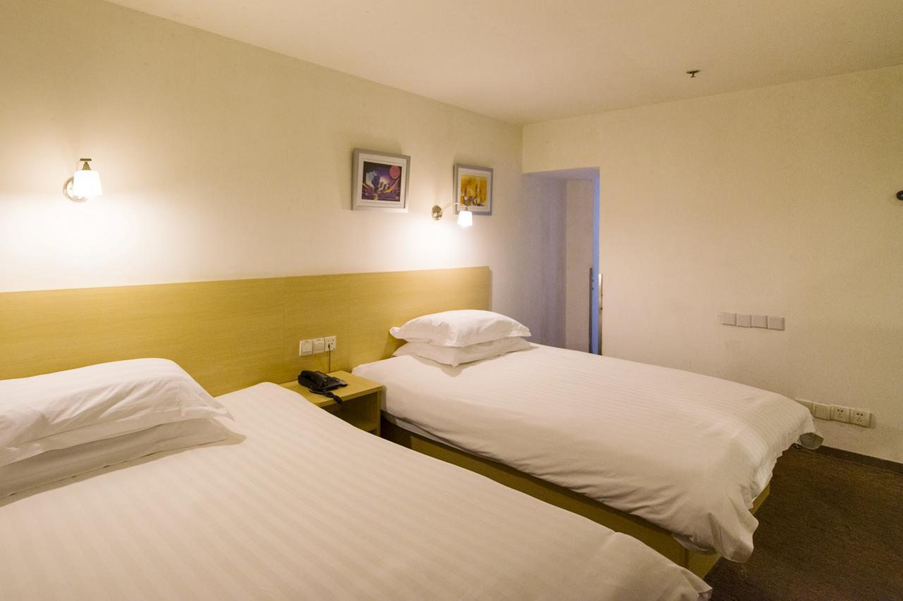 Motel Zhenjiang Jiefang Road Exterior photo